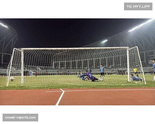 全国多地涌现城市足球联赛，群众体育赛事蓬勃发展