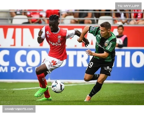 洛里昂vs南特实时交锋，夸西89分钟绝杀凸显攻防韧性